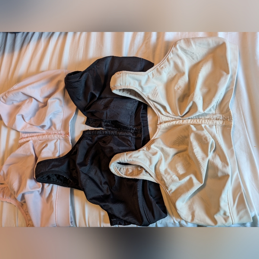Lot 3 Enell Lite Bras Sz 4